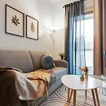 Kivis Modern Near Train Mall & Airport Appartement Vantaa
