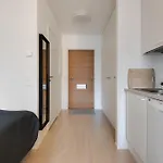 Kivis Modern Near Train Mall & Airport *