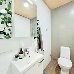 Kivis Modern Near Train Mall & Airport * Vantaa