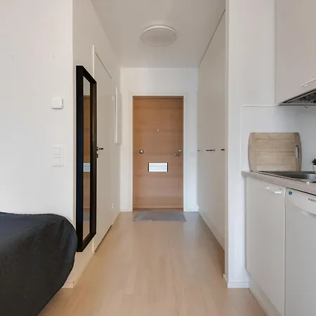 Kivis Modern Near Train Mall & Airport *
