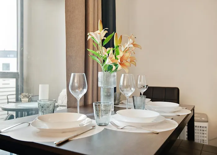 Appartamento Kivis Modern Near Train Mall & Airport