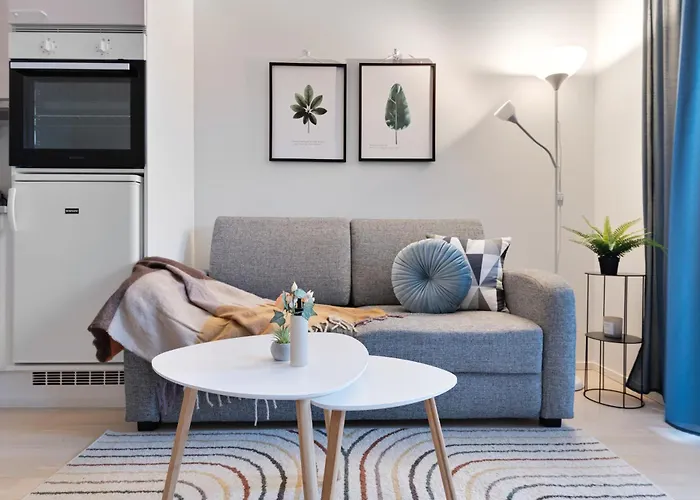 Appartamento Kivis Modern Near Train Mall & Airport