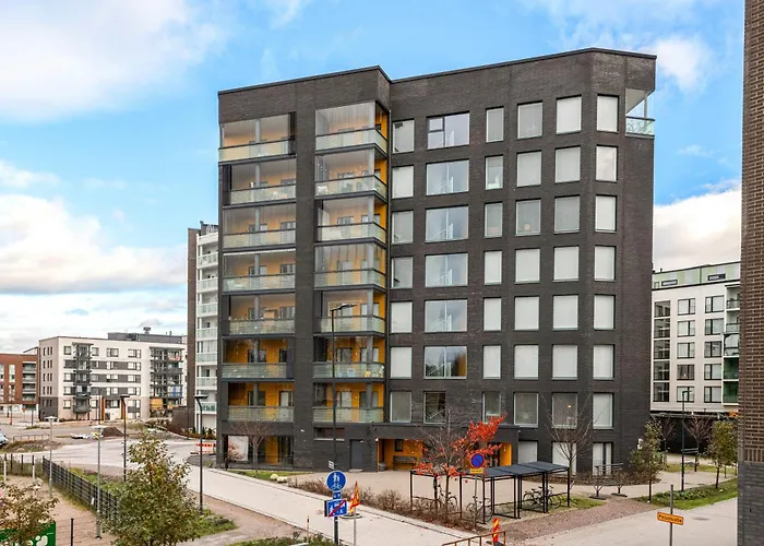 Kivis Modern Near Train Mall & Airport * Vantaa